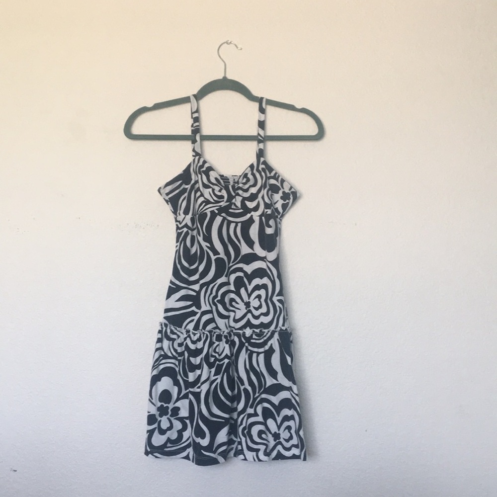 B&W flower dress